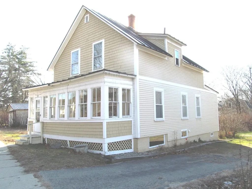 214 North Street Claremont NH 03743
