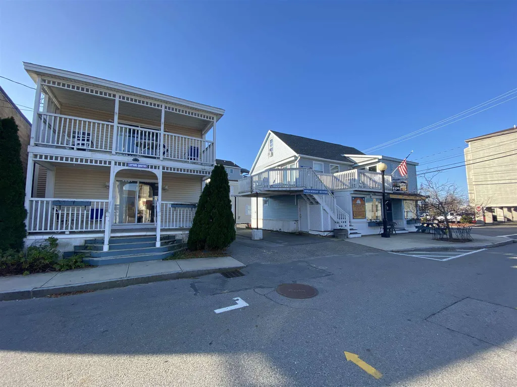 25-27 B Street Hampton NH 03842