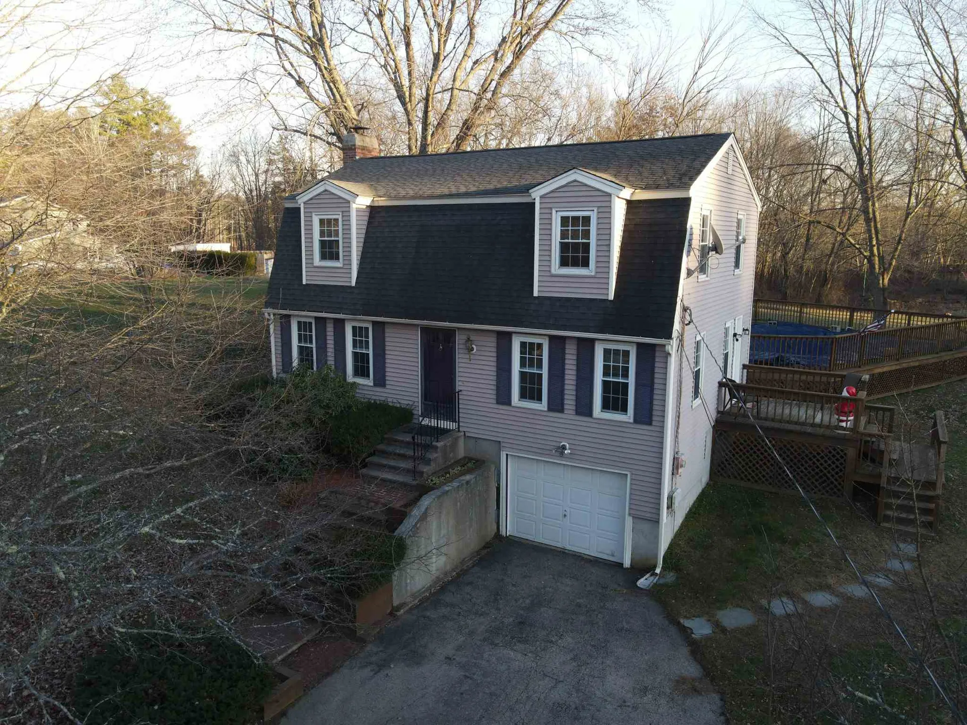 1 Greenfield Drive Hudson NH 03051