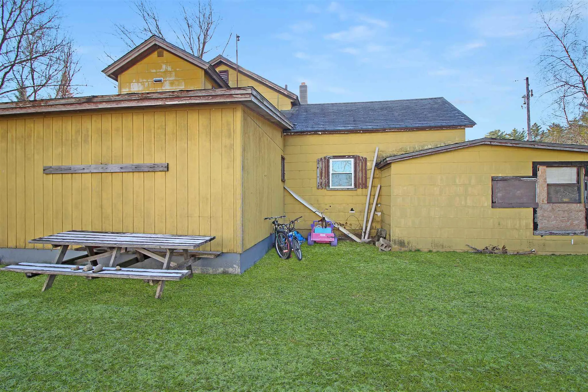 14 Coitview Drive Newport NH 03773-1481