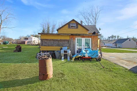 14 Coitview Drive Newport NH 03773-1481