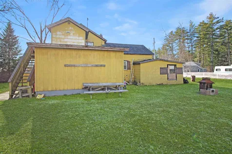 14 Coitview Drive Newport NH 03773-1481