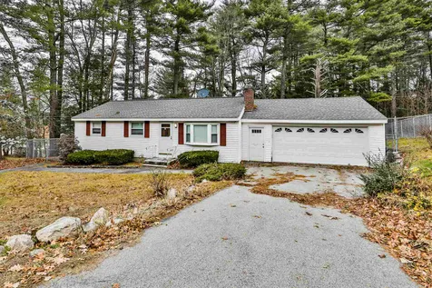 6 Loring Drive Nashua NH 03062-3613