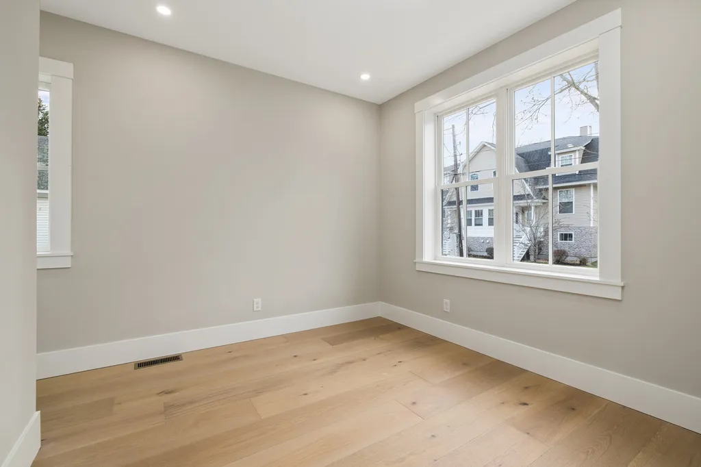 67 Madison Street Portsmouth NH 03801