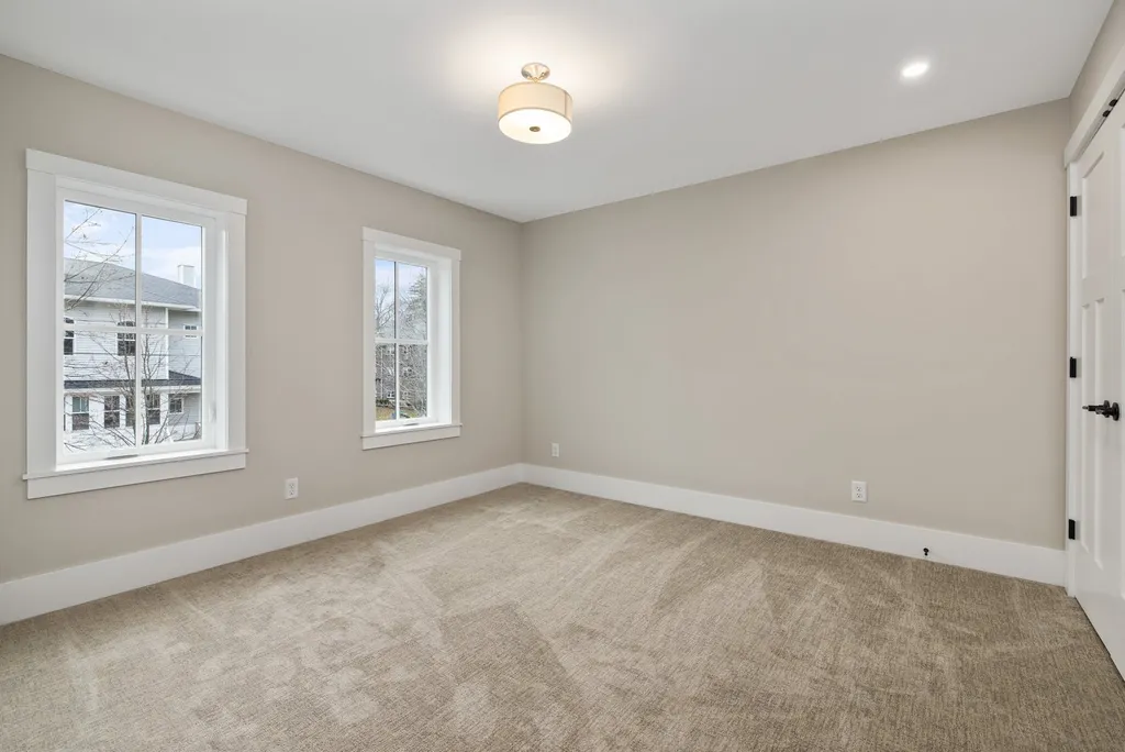 67 Madison Street Portsmouth NH 03801