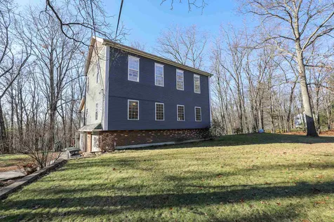 6 Birchwood Lane Hooksett NH 03106