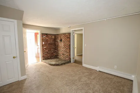 6 Birchwood Lane Hooksett NH 03106