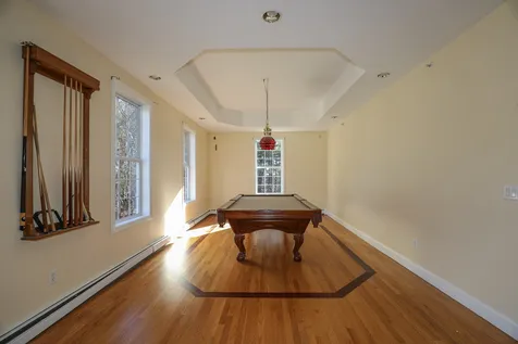 6 Birchwood Lane Hooksett NH 03106