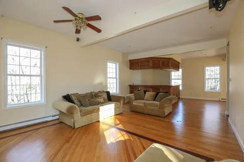 6 Birchwood Lane Hooksett NH 03106