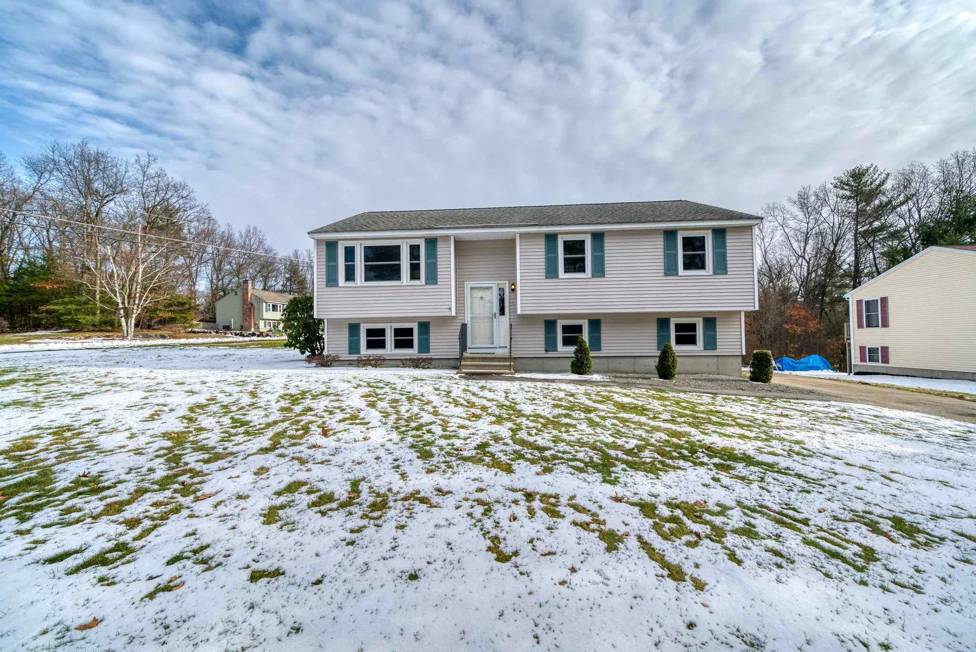 9 Donovan Drive Nashua NH 03062