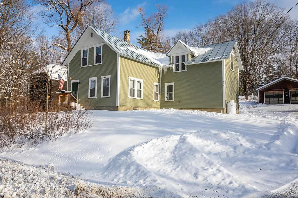 205 Sand Hill Road Bethel VT 05032