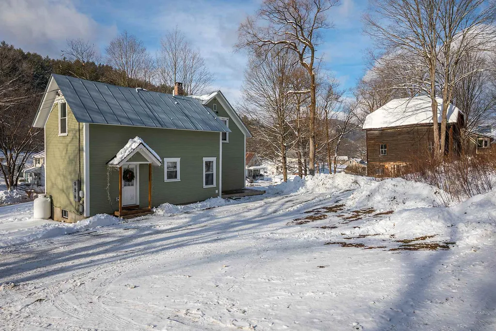 205 Sand Hill Road Bethel VT 05032