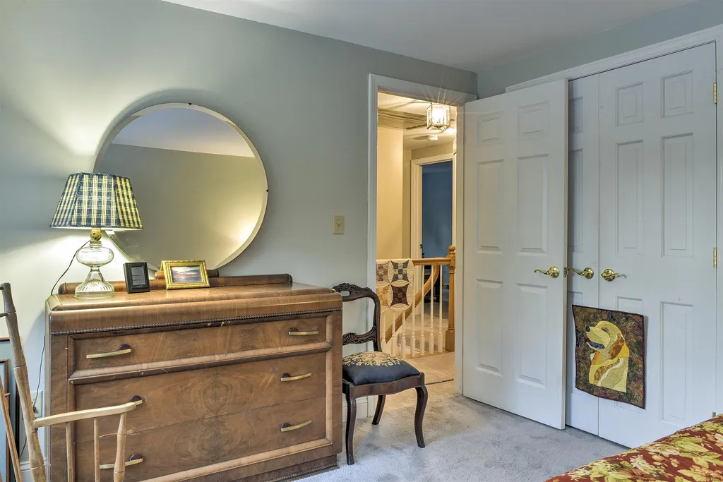 48 Dickinson Road Keene NH 03431