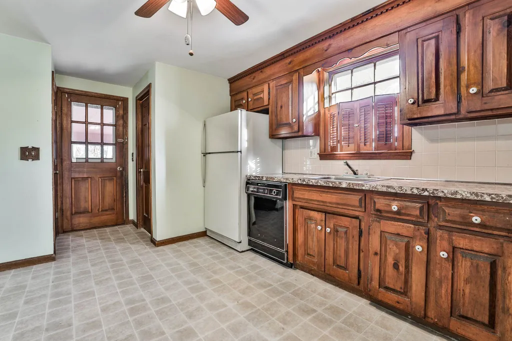 14 Torrey Road Nashua NH 03063