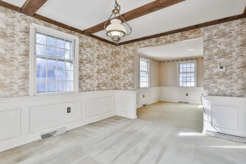 14 Torrey Road Nashua NH 03063
