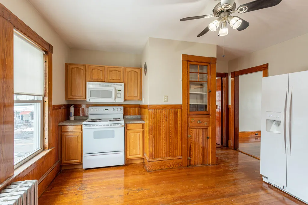 169 Calef Road Manchester NH 03103