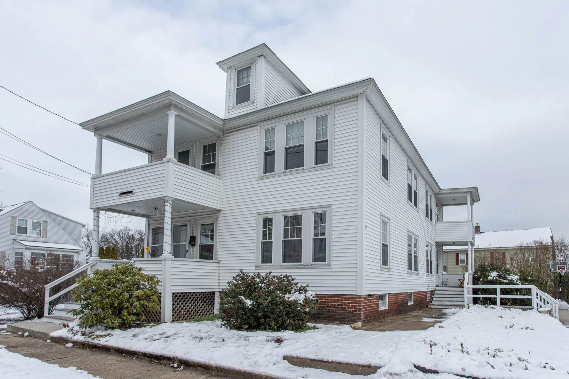 169 Calef Road Manchester NH 03103