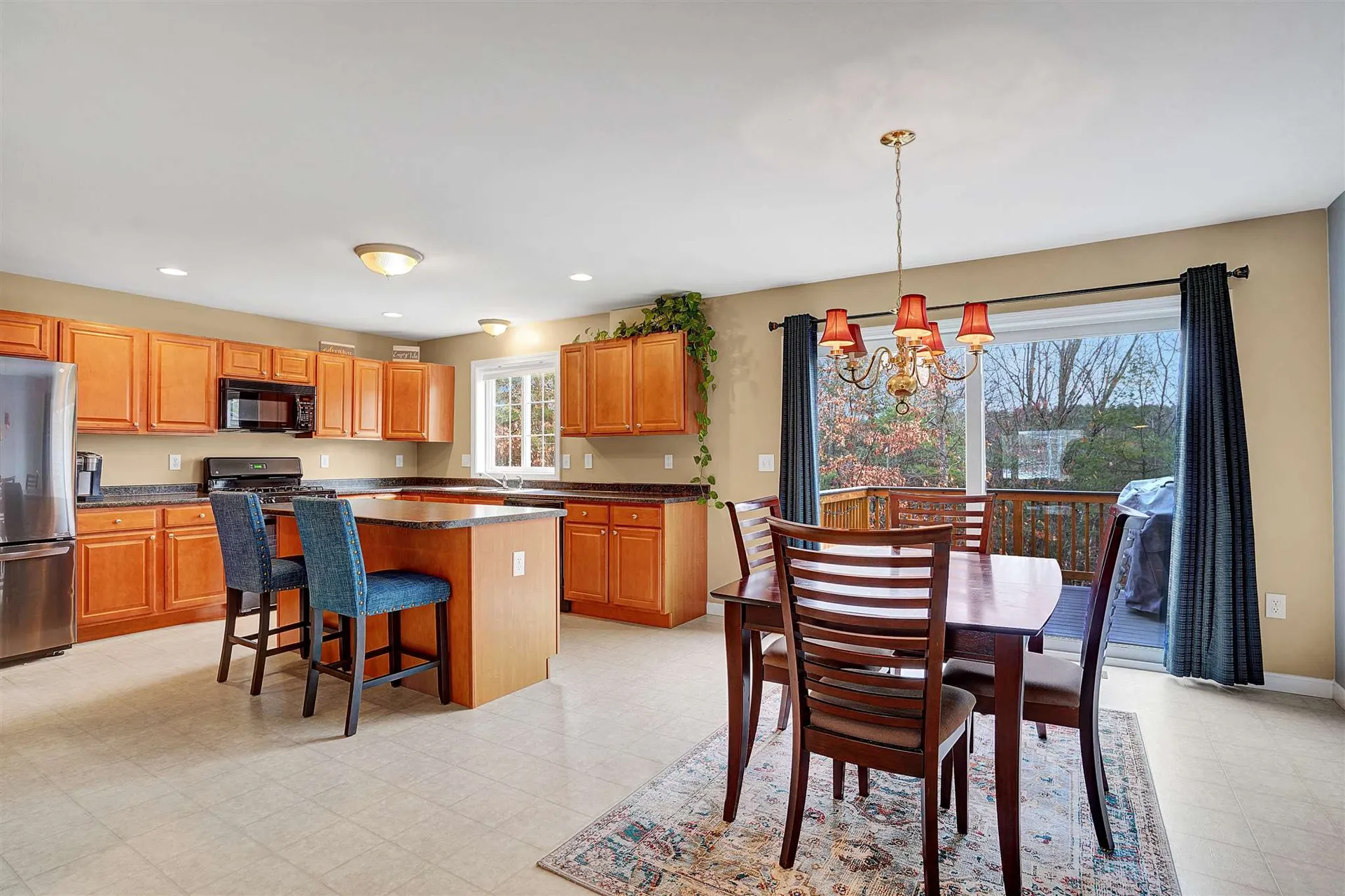 7a Canterberry Court Hudson NH 03051