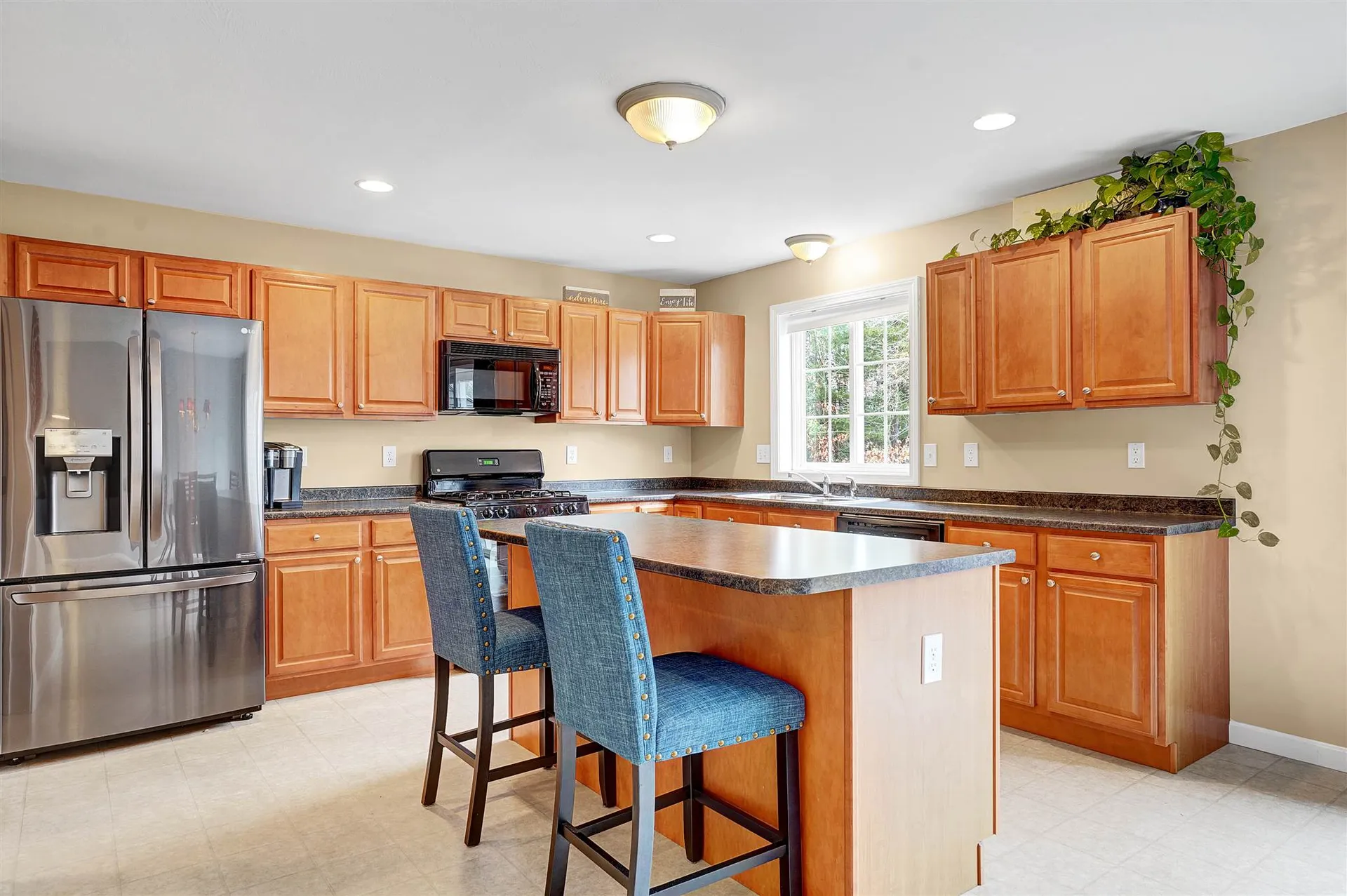 7a Canterberry Court Hudson NH 03051