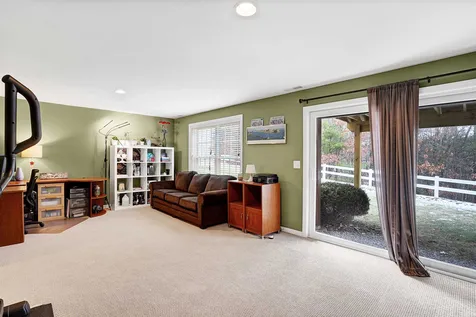 7a Canterberry Court Hudson NH 03051