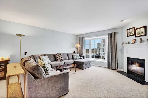 7a Canterberry Court Hudson NH 03051