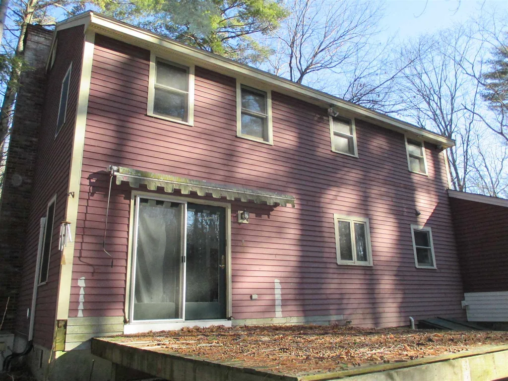 72 Moses Carr Road Rollinsford NH 03869