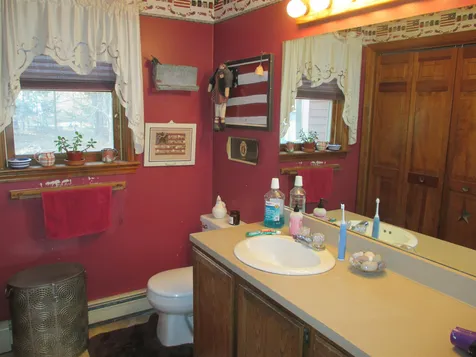72 Moses Carr Road Rollinsford NH 03869