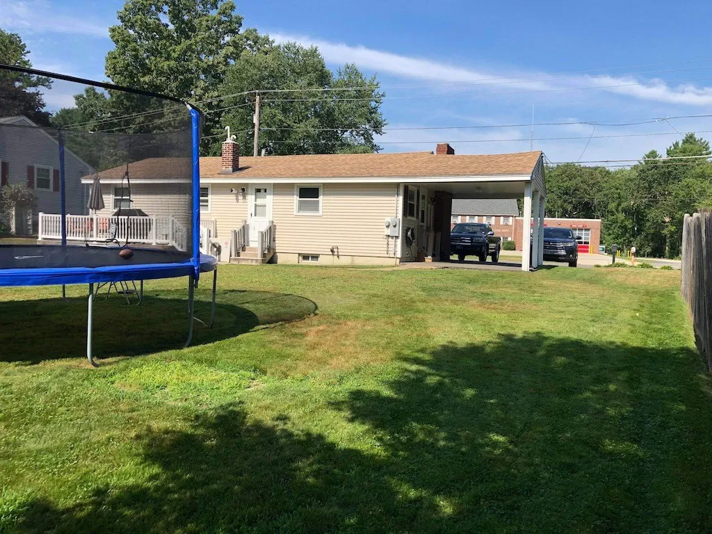 179 Lawrence Road Salem NH 03079