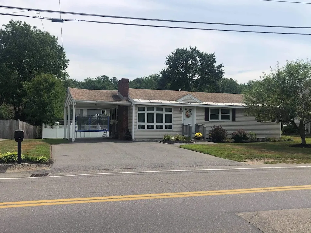 179 Lawrence Road Salem NH 03079