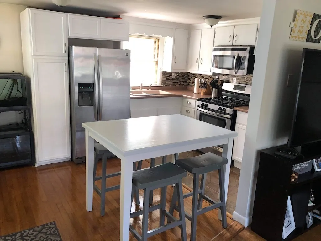 179 Lawrence Road Salem NH 03079