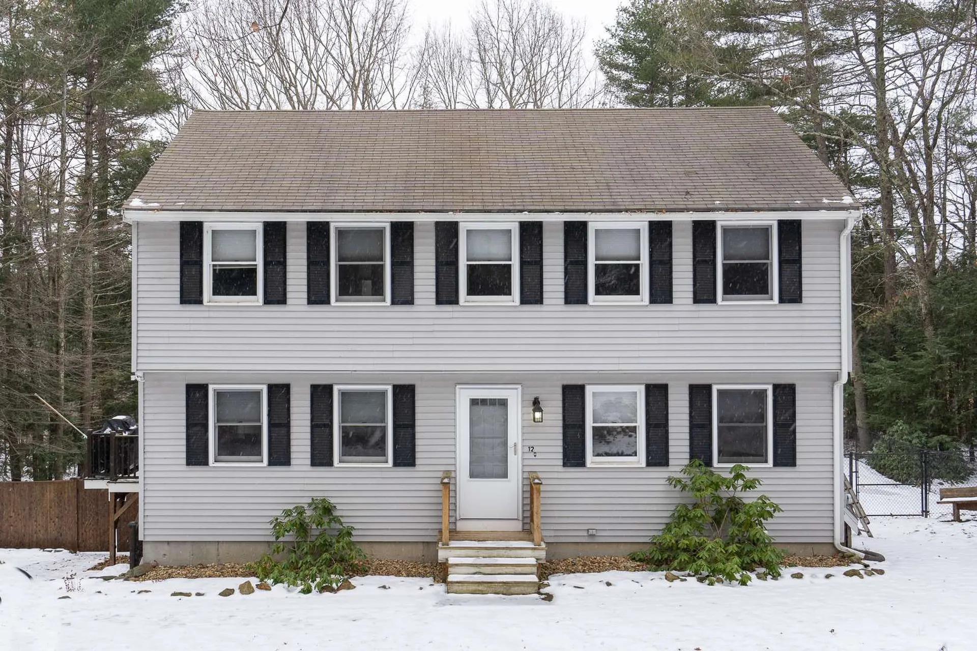 12 Rangeway Avenue Sandown NH 03873