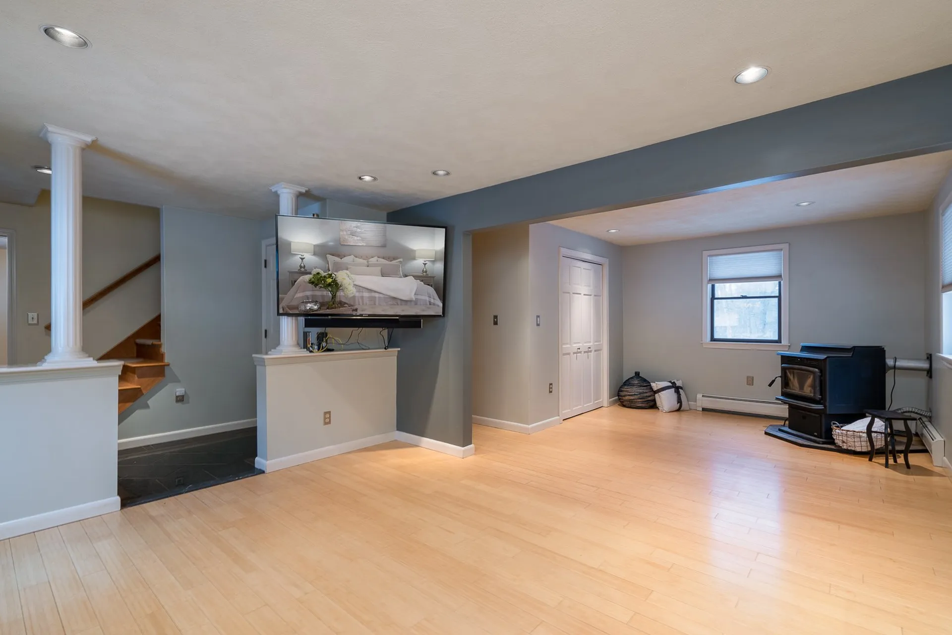 12 Rangeway Avenue Sandown NH 03873