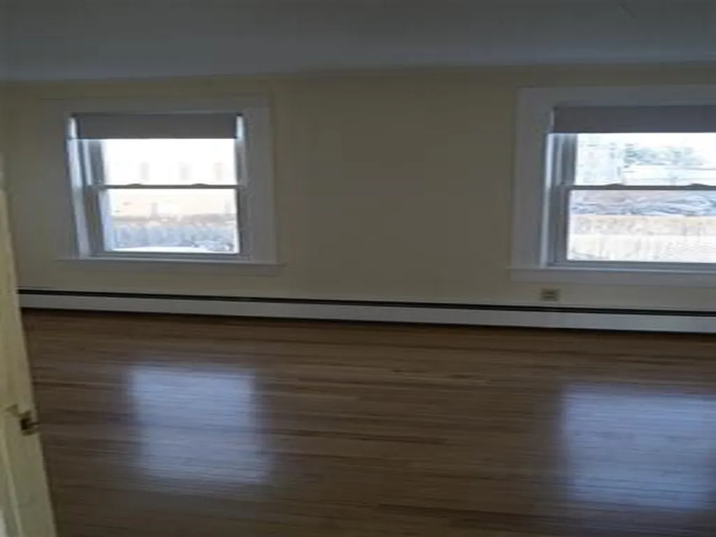 3 Kehoe Avenue Nashua NH 03060