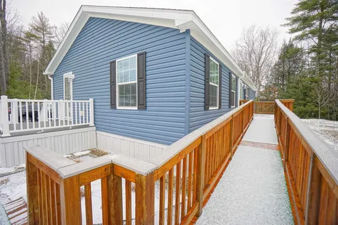 20 Blair Drive Rochester NH 03868