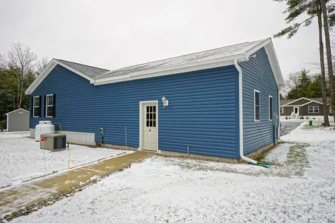 20 Blair Drive Rochester NH 03868