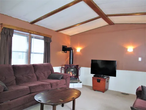 23 Colonial Village Somersworth NH 03878