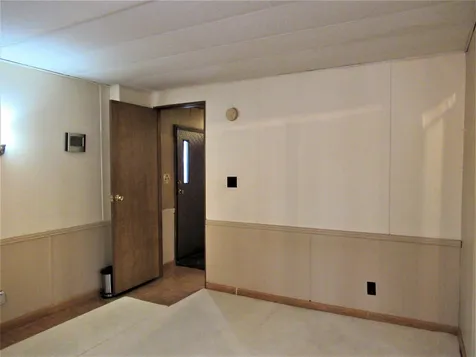 23 Colonial Village Somersworth NH 03878