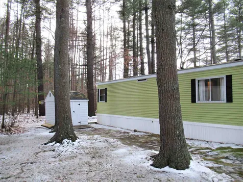23 Colonial Village Somersworth NH 03878