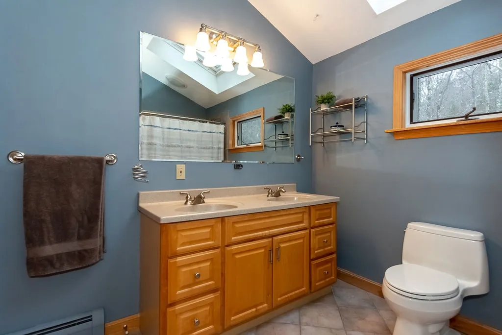 26 Beaver Brook Drive Strafford NH 03884
