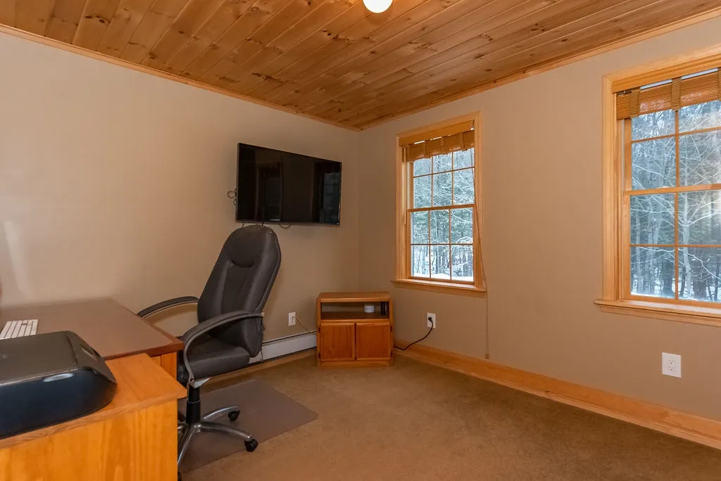 26 Beaver Brook Drive Strafford NH 03884
