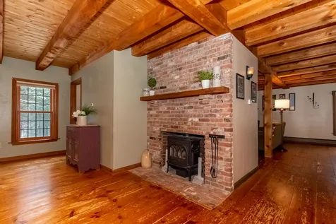 26 Beaver Brook Drive Strafford NH 03884