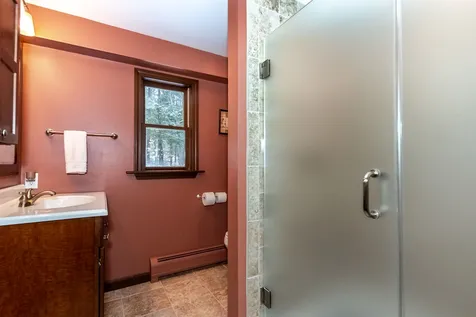 26 Beaver Brook Drive Strafford NH 03884