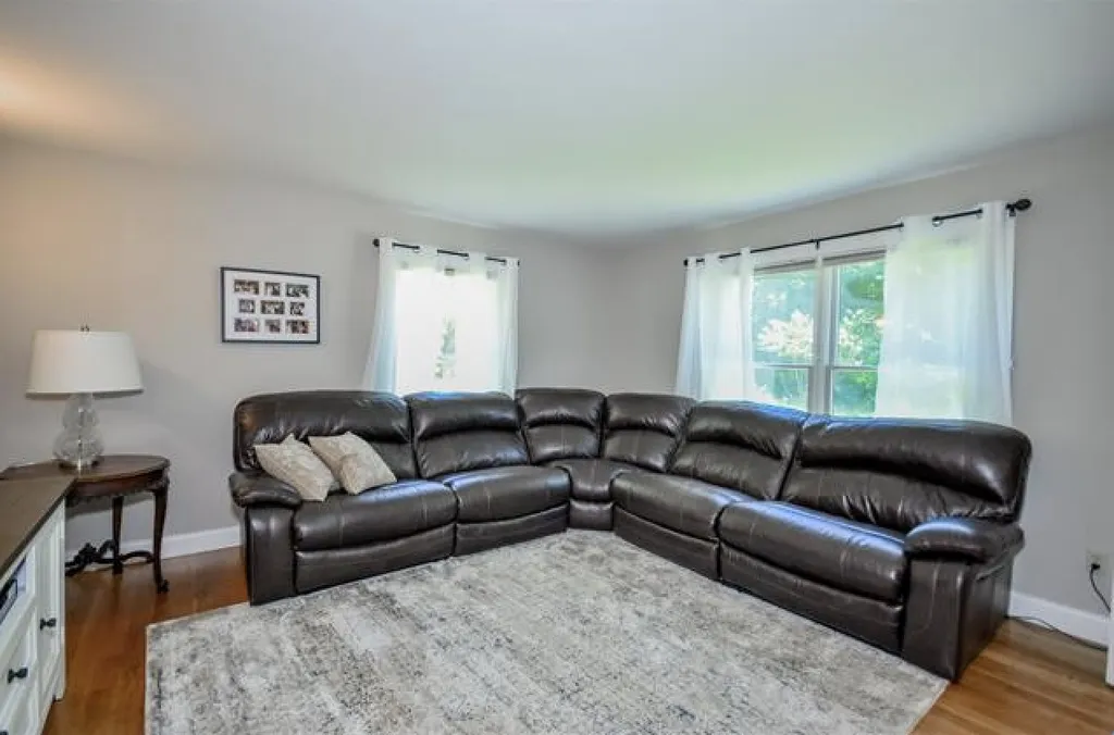 206 Gulf Road Dover NH 03820