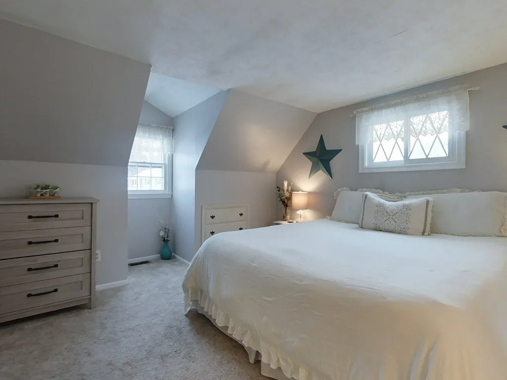 47 Teak Drive Nashua NH 03062-1468