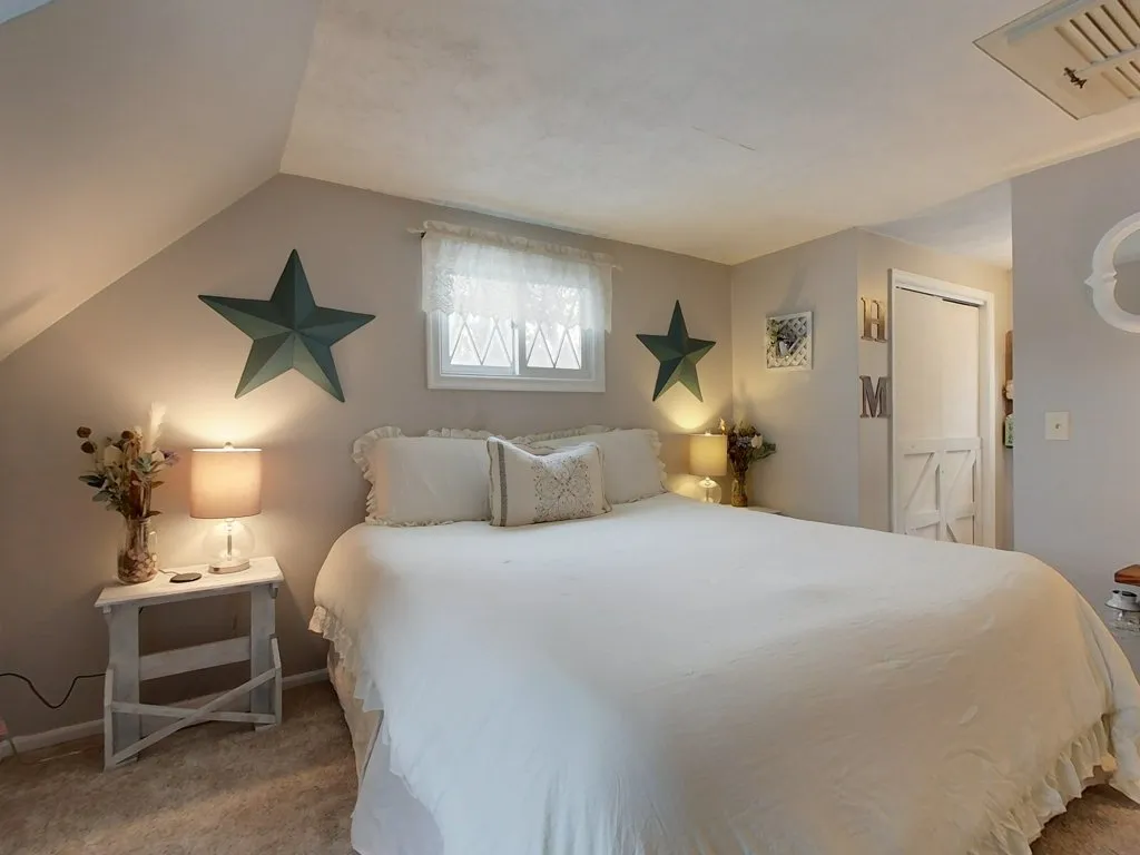 47 Teak Drive Nashua NH 03062-1468