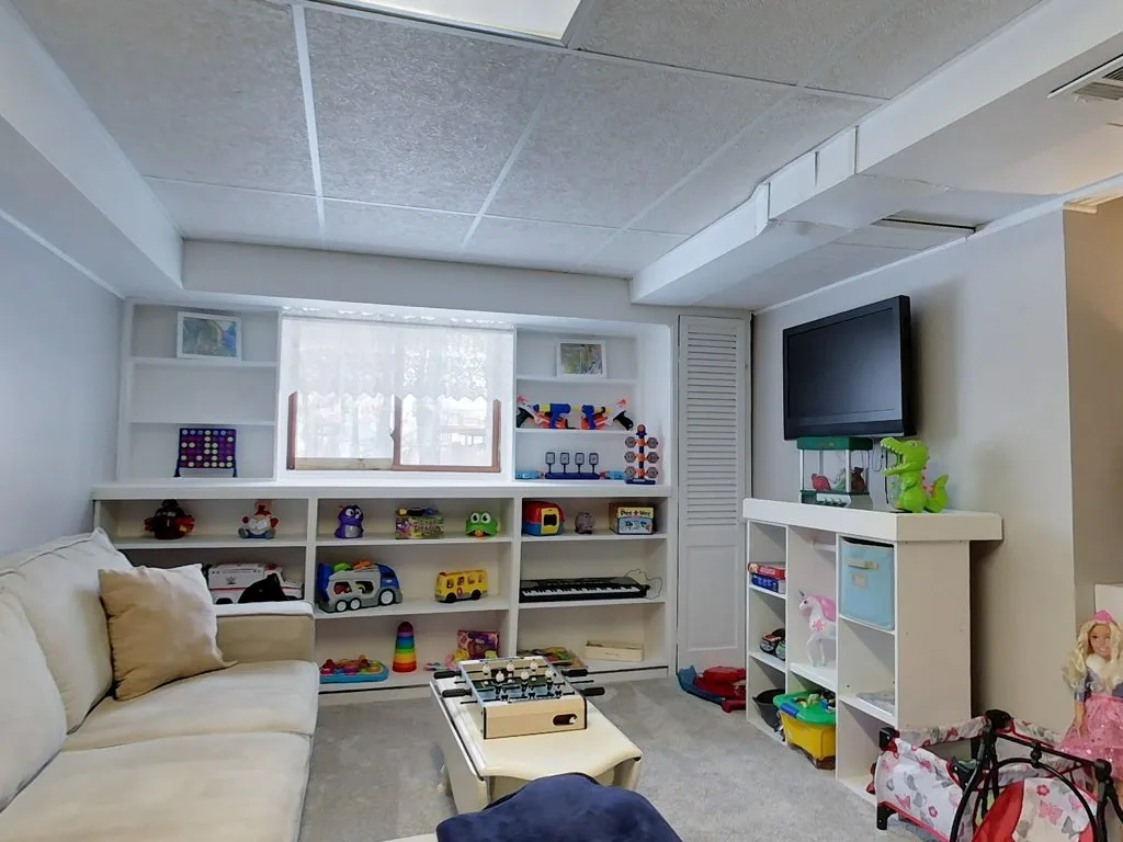 47 Teak Drive Nashua NH 03062-1468