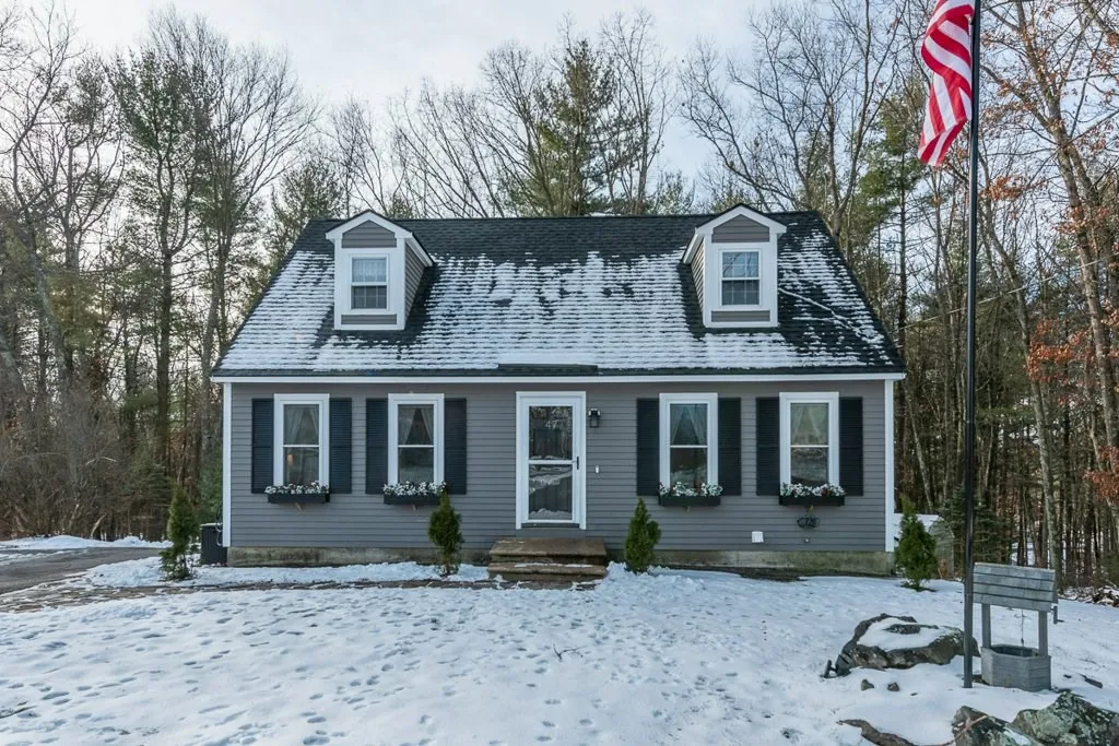 47 Teak Drive Nashua NH 03062-1468