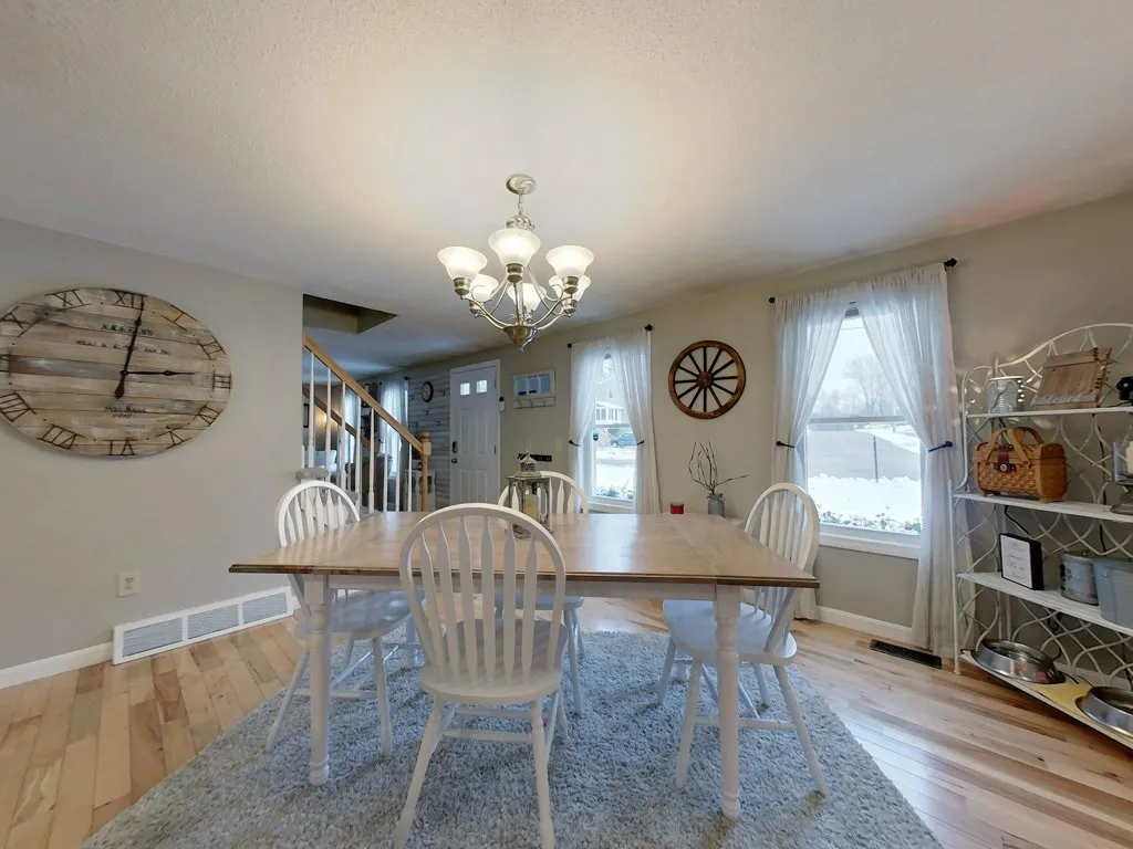 47 Teak Drive Nashua NH 03062-1468