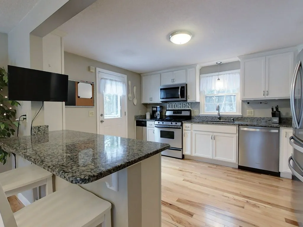 47 Teak Drive Nashua NH 03062-1468