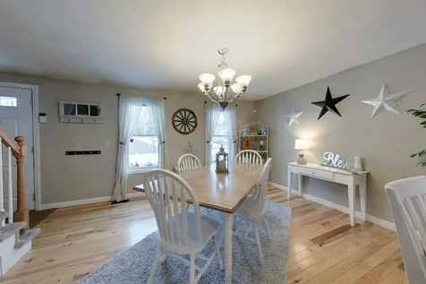47 Teak Drive Nashua NH 03062-1468